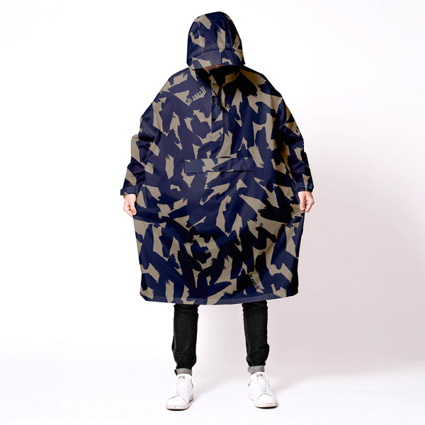 Planks on Rainkiss Poncho